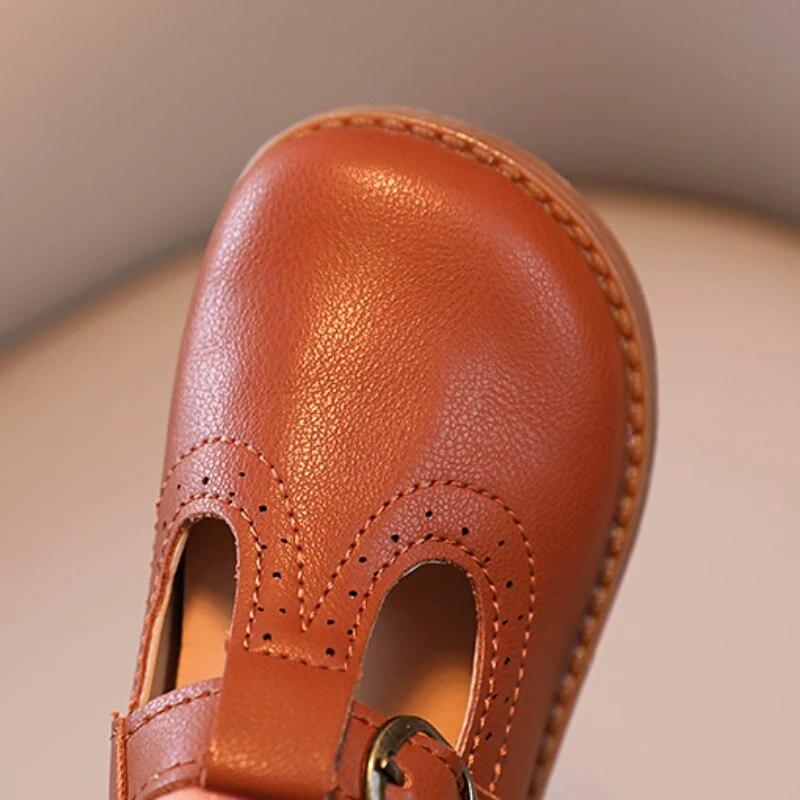Children Mary Janes British Style T-strap Three Colors Vintage 21-30 Little Girl's Leather Shoes All-mtach School Kids Flats