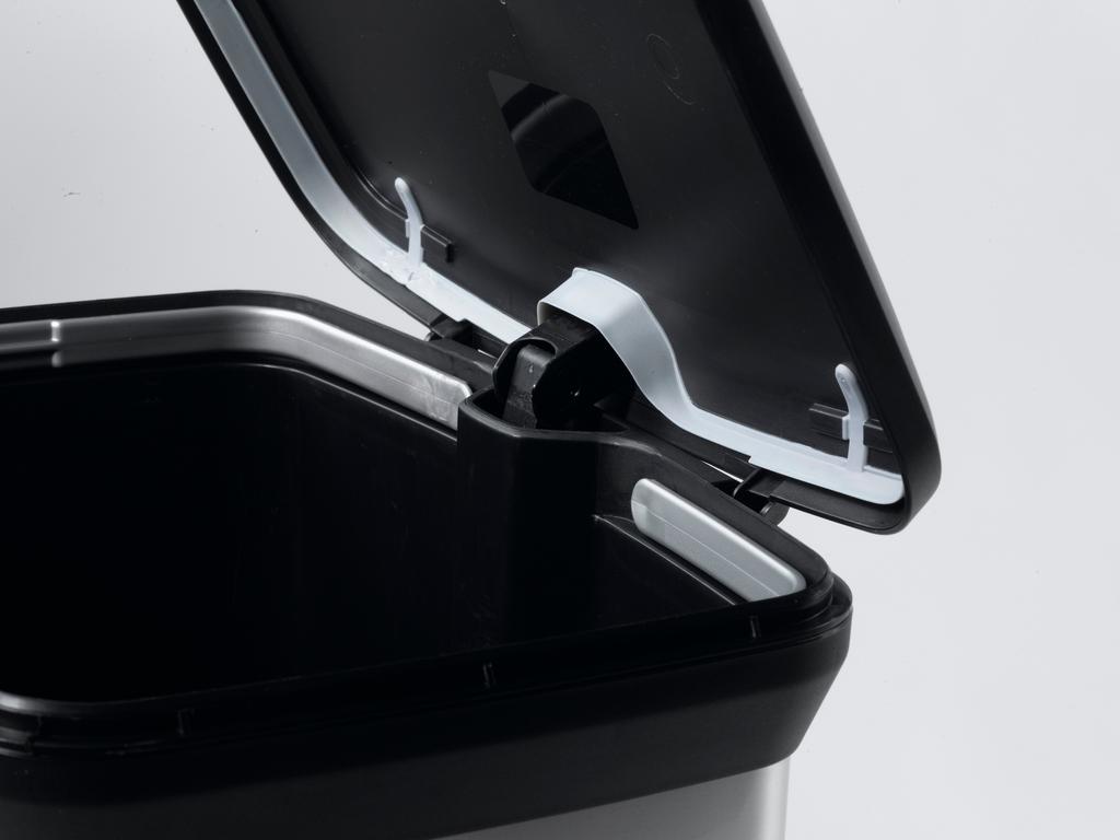 CURVER Mülleimer metallisiert mit Pedal 50 L