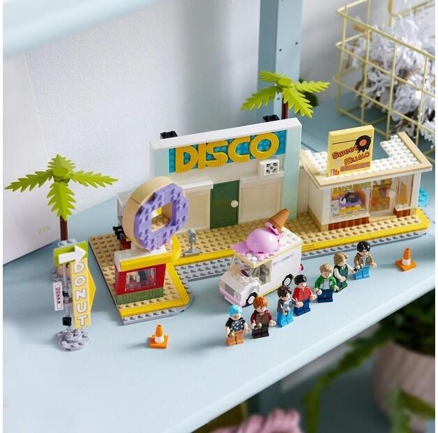 LEGO Ideas 21339 BTS Dynamite