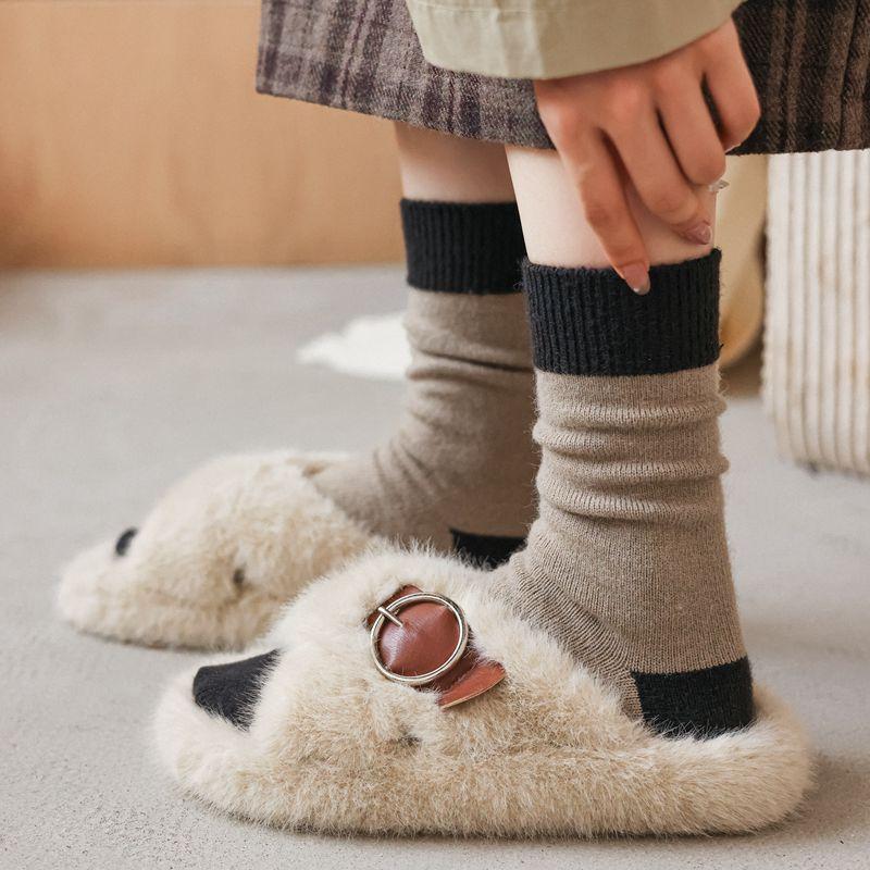 Chaussettes en laine unies polyvalentes simples chaudes Chaussettes d'hiver tendance épaisses