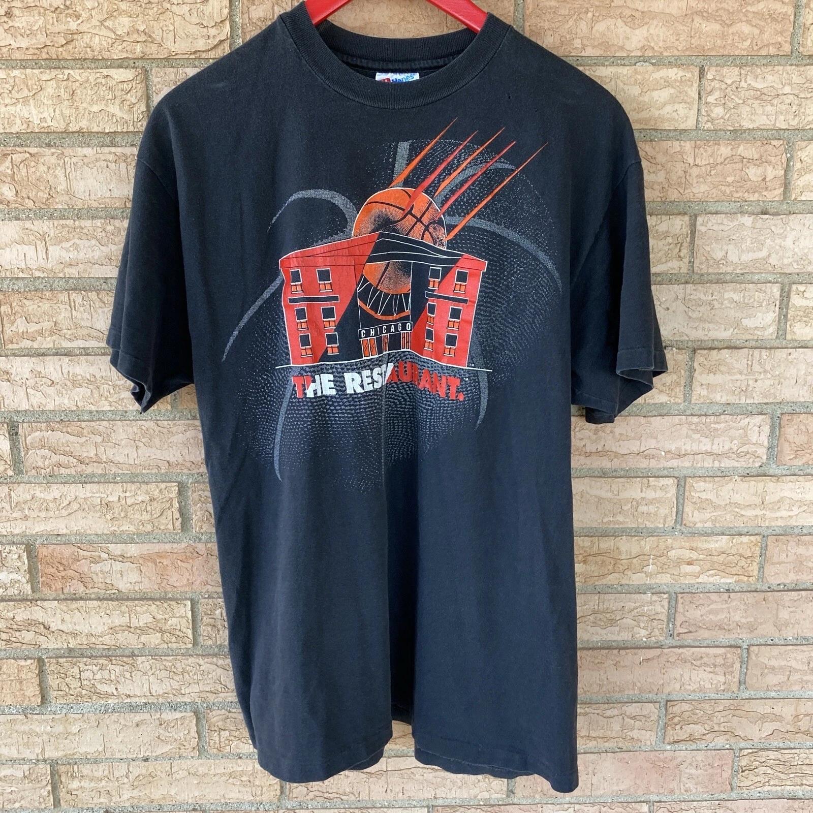 90s Michael Jordans Chicago Bulls The Restaurant basketball single stitch tee L XL