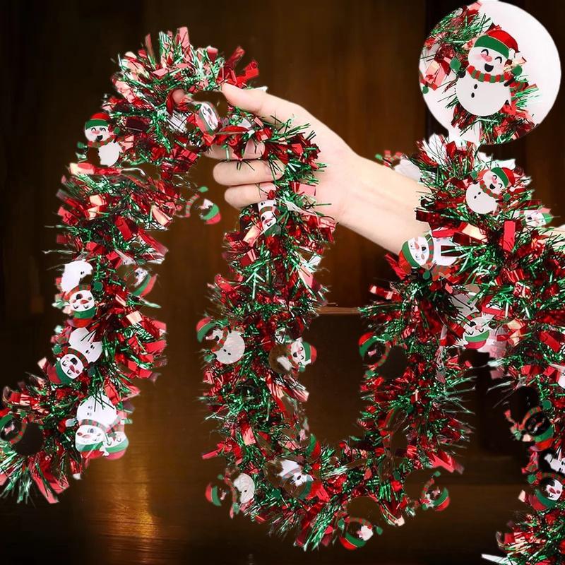 Ozdobte si svůj domácí bar 2metrovými girlandami se Santou letos o Vánocích