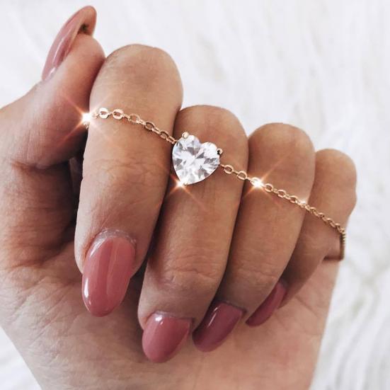 Elegant Women Heart Rhinestone Pendant Chain Necklace Clavicle Chocker Gift