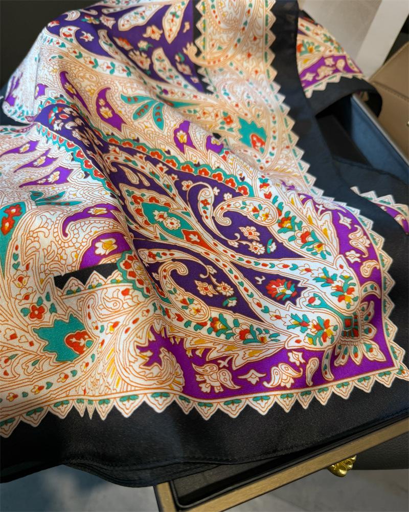 Vintage Paisley Printed Bandana Scarf Luxury Soft Satin Stylish Versatile Neck Scarf For Women Hairbands Headscarf