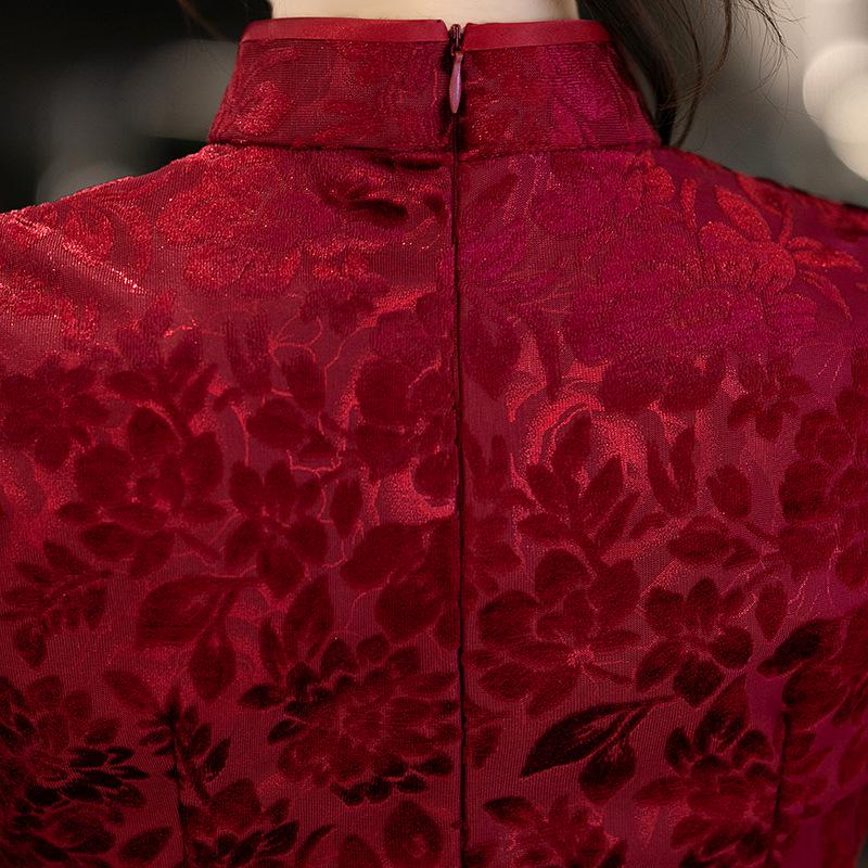 Xi Po Po 2025 Red Mid-Length Qipao Wedding and Evening Dress for Mother