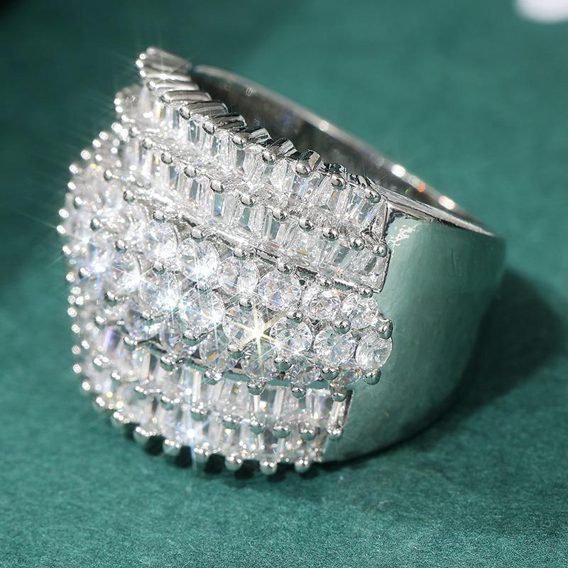 Luxury CopperColor Inlaid White CZ Women's Ring Geometry Daily Wear Party Jewelry