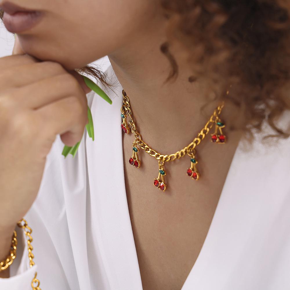 European & American Fashion: Creative Glass Rhinestone Red Cherry Necklace & Bracelet Set