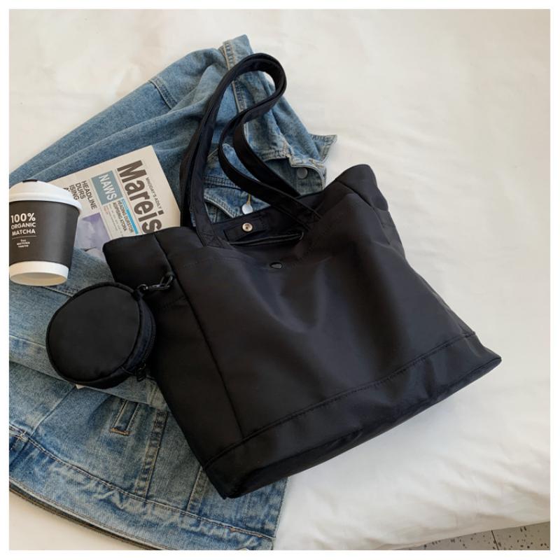 Bag Tote Bag Large Capacity Commuter Bag Waterproof Shoulder Bag Fashion Versatile Handbag