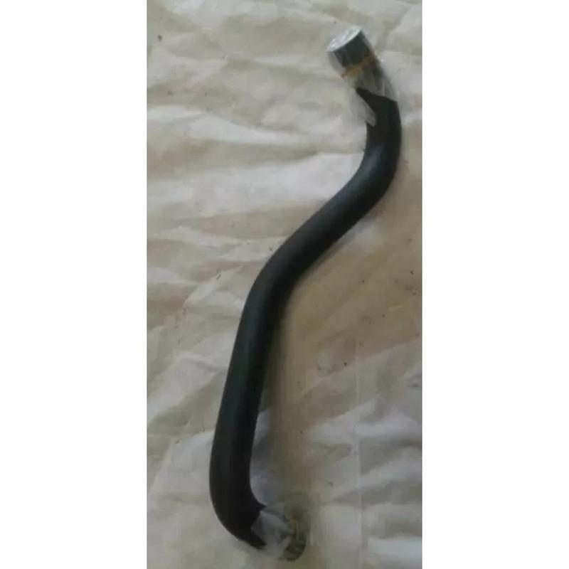 For Daimler for AUMAN GTL EST Truck Engine Coolant Filler Hose Auxiliary Radiator Hose H4130440006A0 H4130440500A0 H413000000744