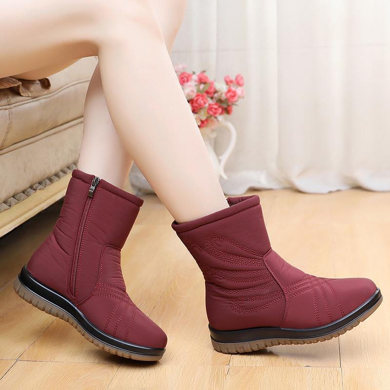 2024 Women's Snow Boots: New Velvet Lined, Non-Slip, Warm, Waterproof Short Boots for Middle-Aged and Elderly