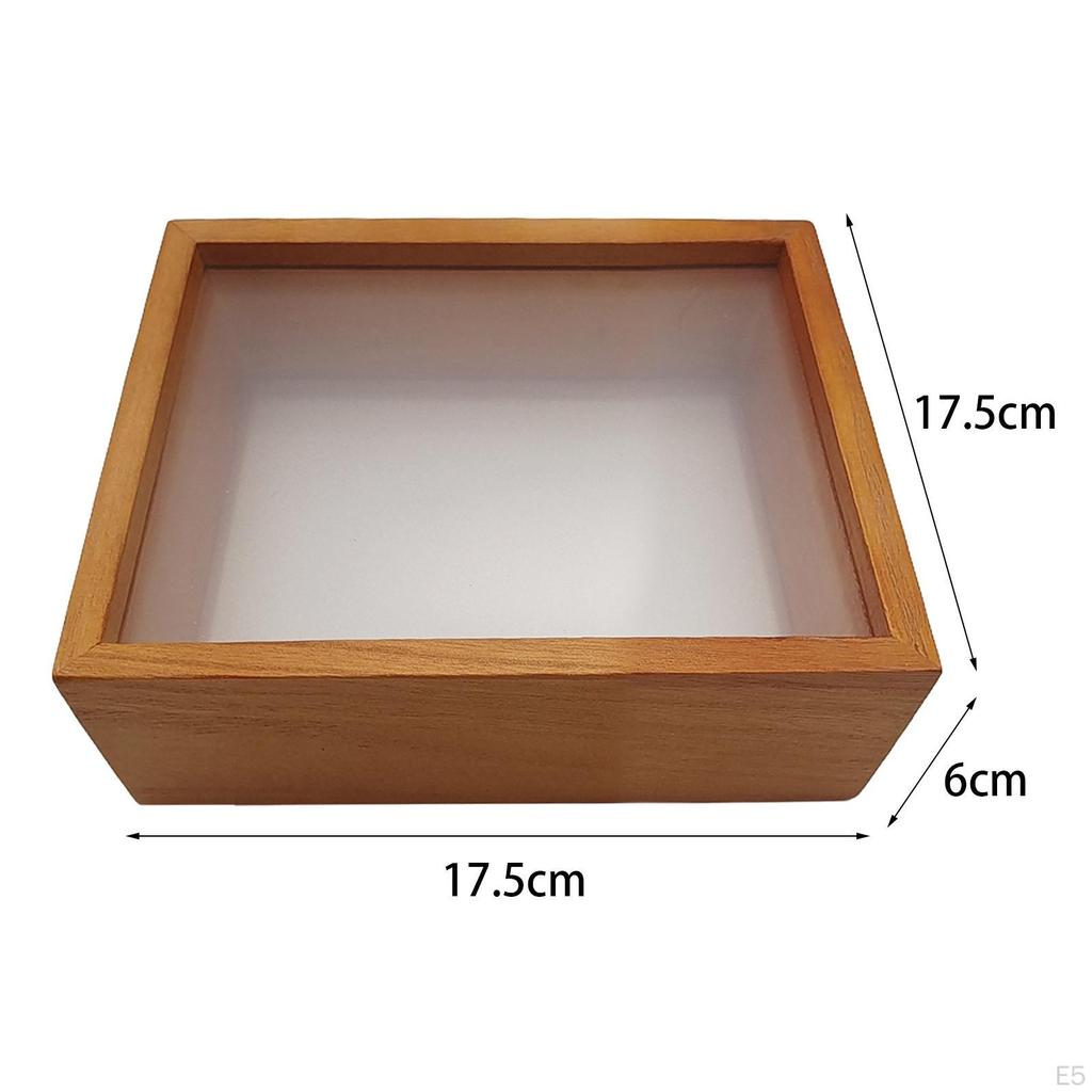 Elegantní dřevěný rám typu shadow box pro lisované květiny a fotografie