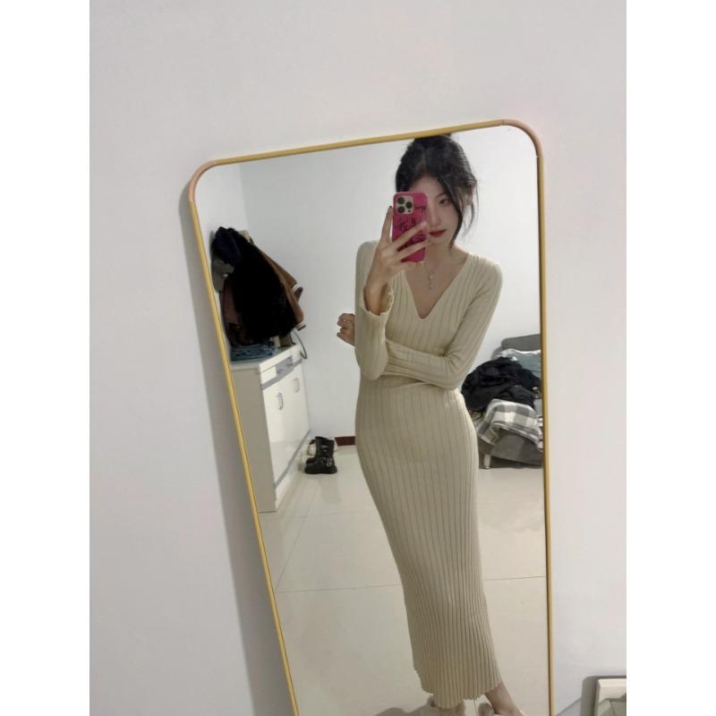 Temperament Shows Body, Slim Fit, Hip-wrapped Long Dress, Super Good-looking Inside, High-end Knitted Dress, Women's Autumn and Winter Clothing