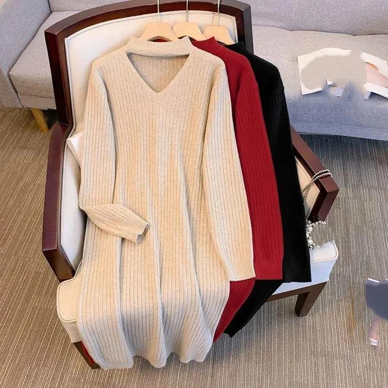 Autumn and Winter Women's Lengthened Hollow V-neck Solid Color Sweater Skirt Dress
