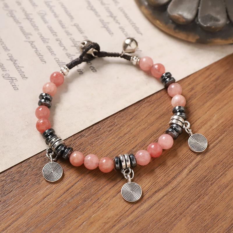 

Нишевый браслет из натурального камня, женский плетеный из бусин, ретро изысканный браслет с колокольчиком, аксессуары в стиле холодного ветра