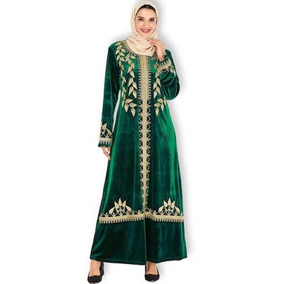 Fashionable And Dignified Women's Green Embroidered Arab Gold Velvet Long Dress (excluding Headscarf)