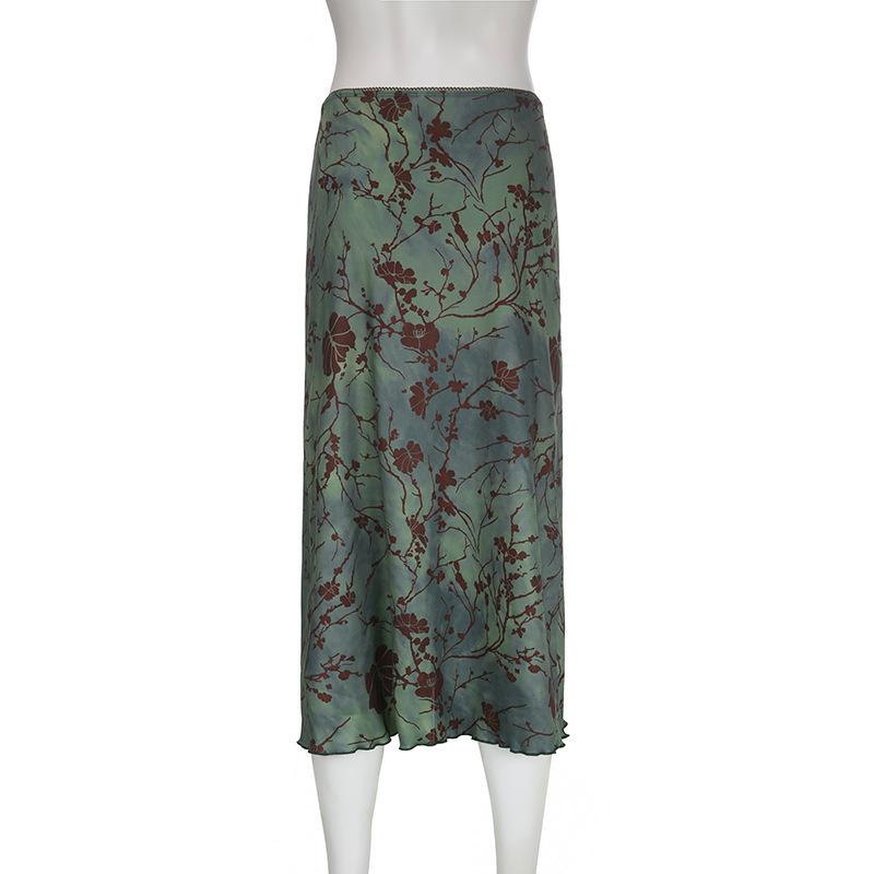 Vintage Green High-Waisted Midi Skirt: Chic, Versatile, and Skin-Brightening