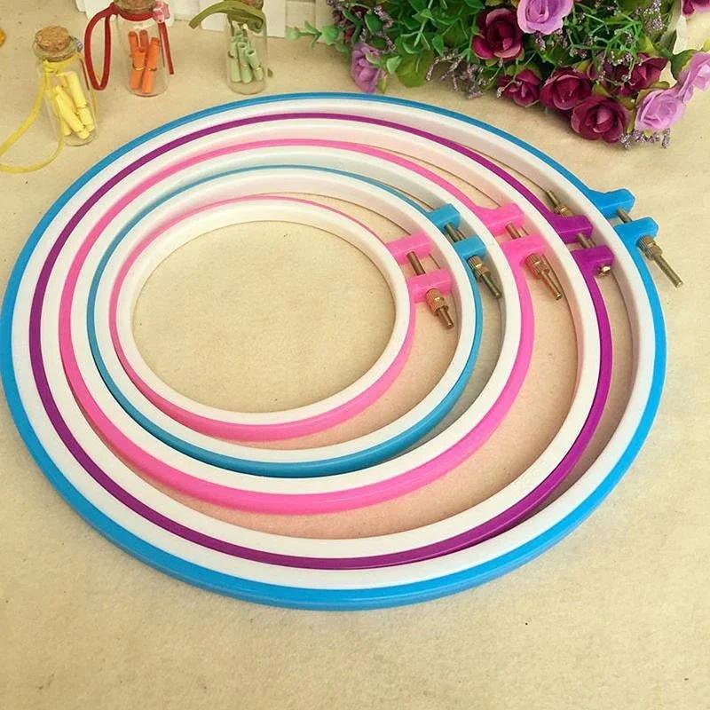 5 Pieces Plastic Embroidery and Cross Stitch Hoop Set Embroidery Hoop Ring Frame Adjustable Sewing Tools