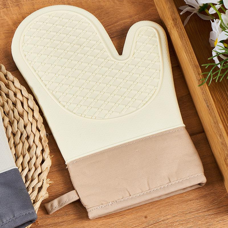 Silicone Heat-Resistant Non-Slip Baking Gloves for Kitchen and Oven