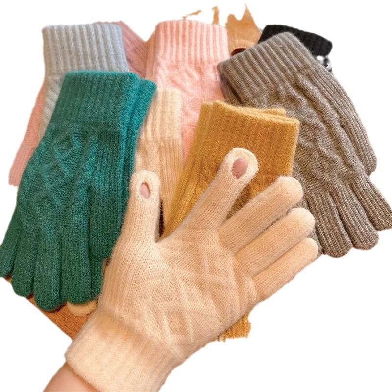 Dámské teplé pletené bezprsté rukavice na dotykový displej