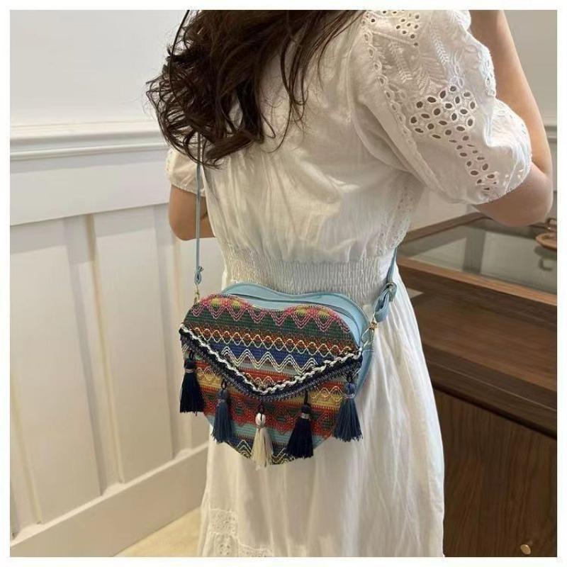 

Трехмерная одноплечевая сумка в форме сердца, кошелек для монет, модная и универсальная сумка кроссбоди с кисточкой синий