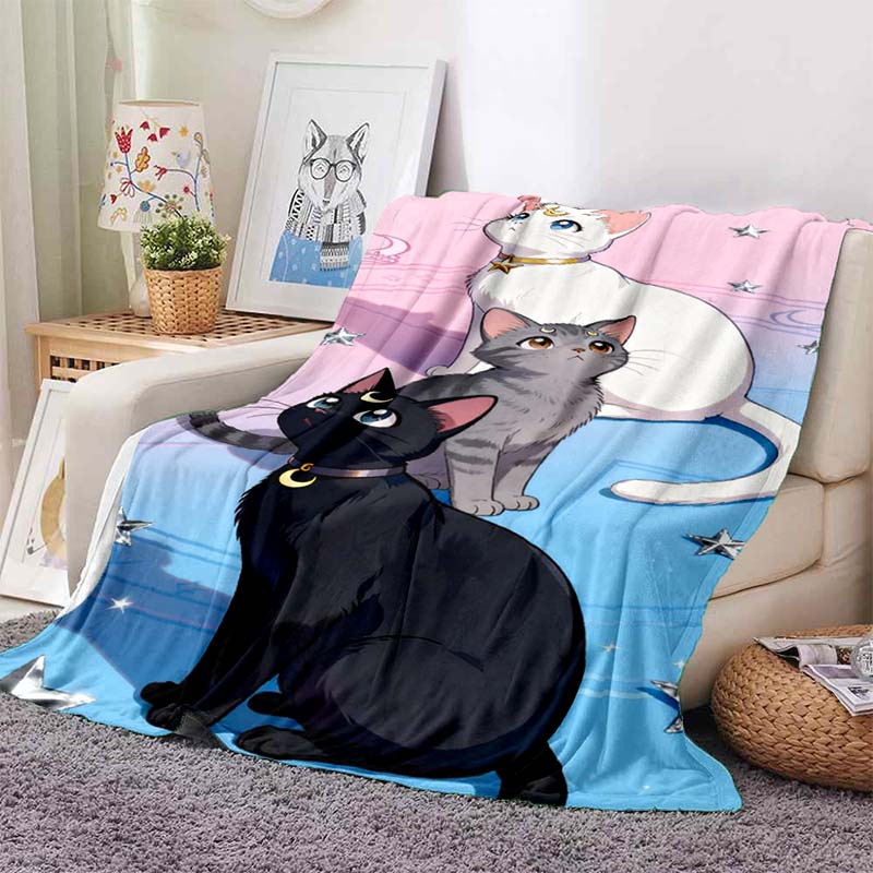 Various styles of Sailor Moon anime character blankets are suitable for use on beds, in bedrooms, on sofas, picnics, and other 1