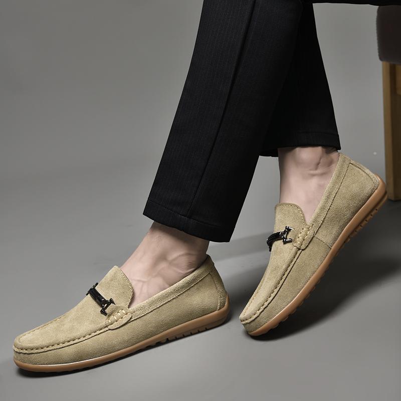 Luxury Dress Shoes for Men Comfy Handmade Boat Flats Slipon Outdoor Shoes Leisure Walk Male Moccasins Suede Leather Man Loafers