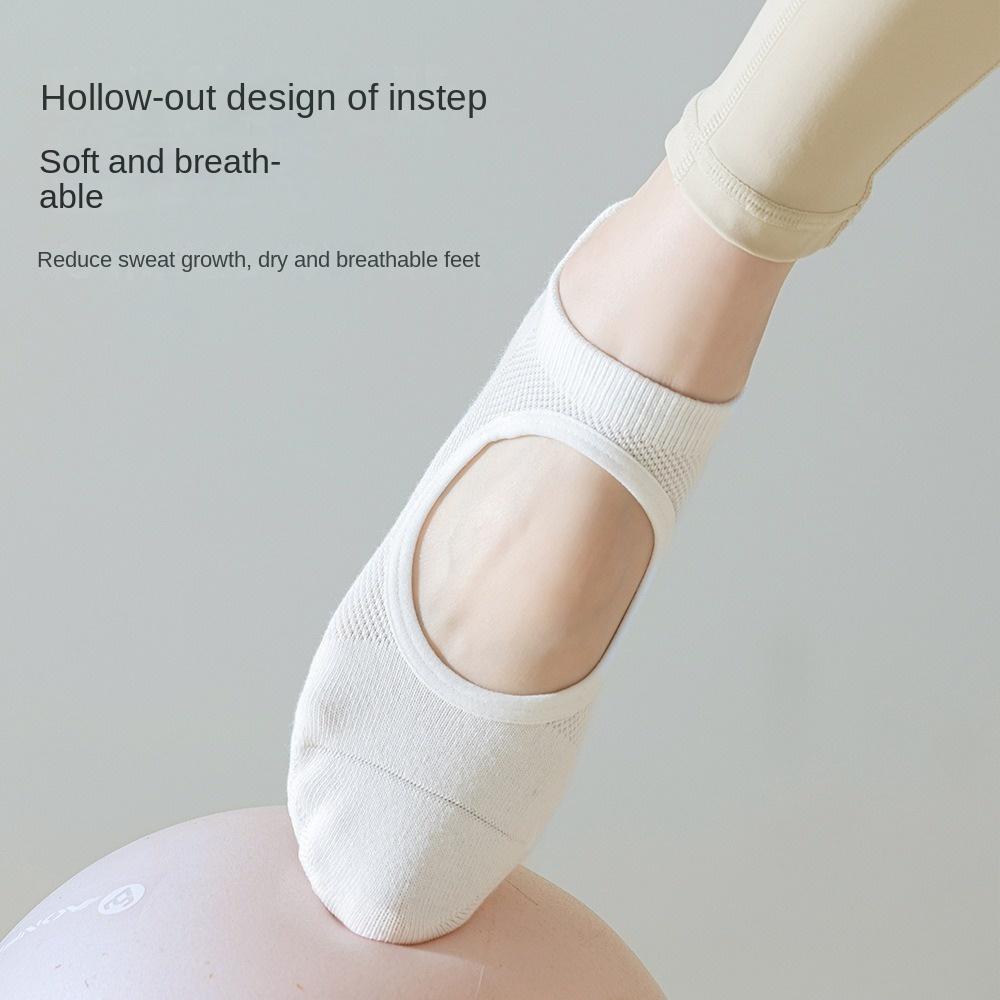 

Breathable Short Pilates Socks Cotton Material Sports Stockings Portable Yoga Socks Womens