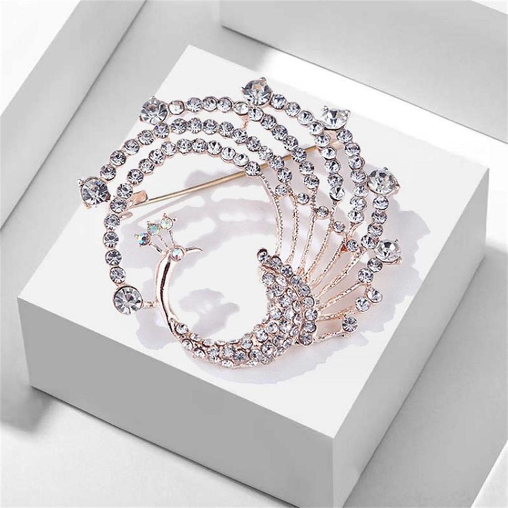 Peacock Brooch Pin Jewelry Elegant Bridal Breastpin for Backpack Scarf Shirt White