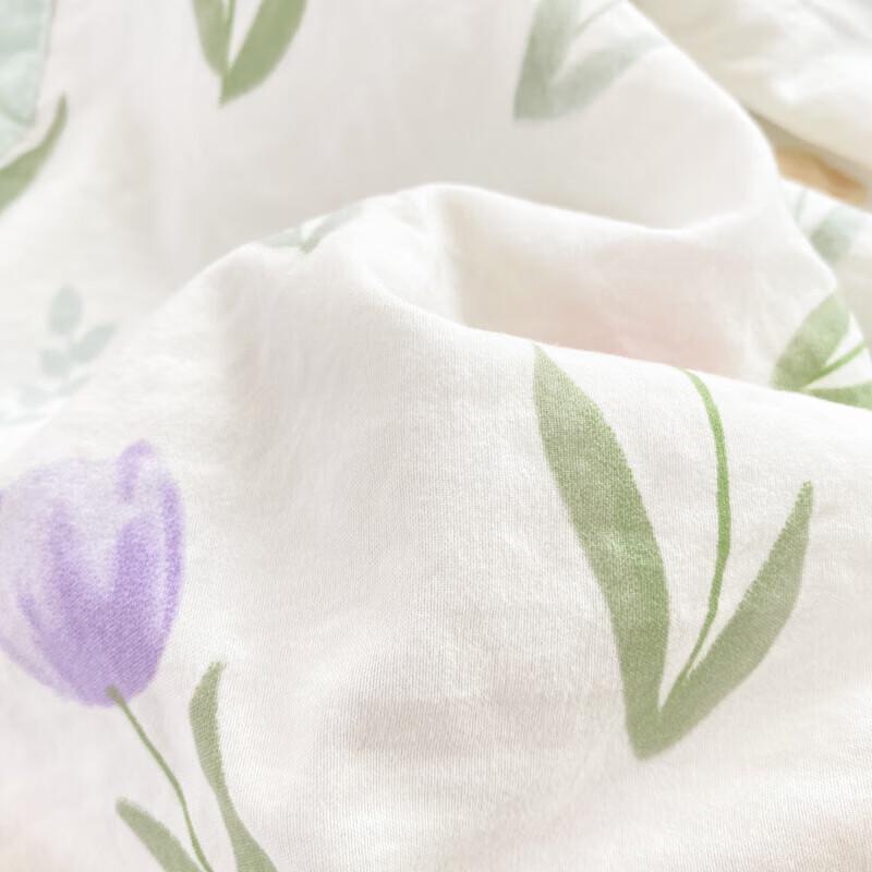 Jie Li Ya Blossom Series Skin-Friendly All-Season Polyester Comforter