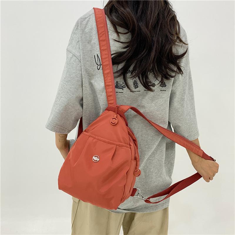 Travel backpack women's new breast bag light commuter messenger bag sports shoulder mountaineering small backpack