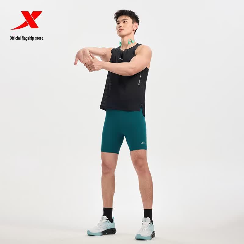 Xtep Men's Half-Elastic Running Shorts