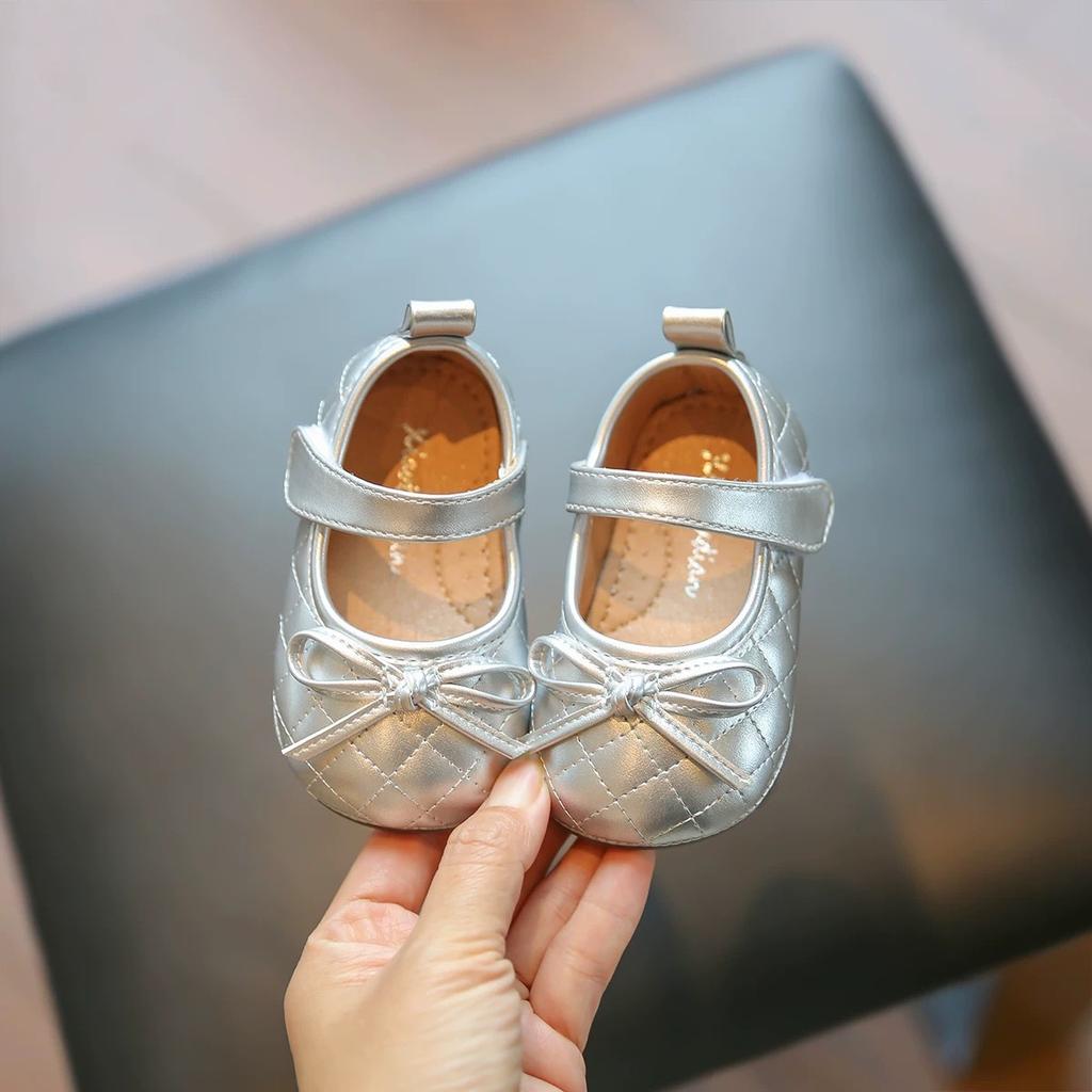 Baby girl shoes princess shoes baby soft-soled toddler shoes 1-2-3 years old girl small leather shoes single shoes spring and summer