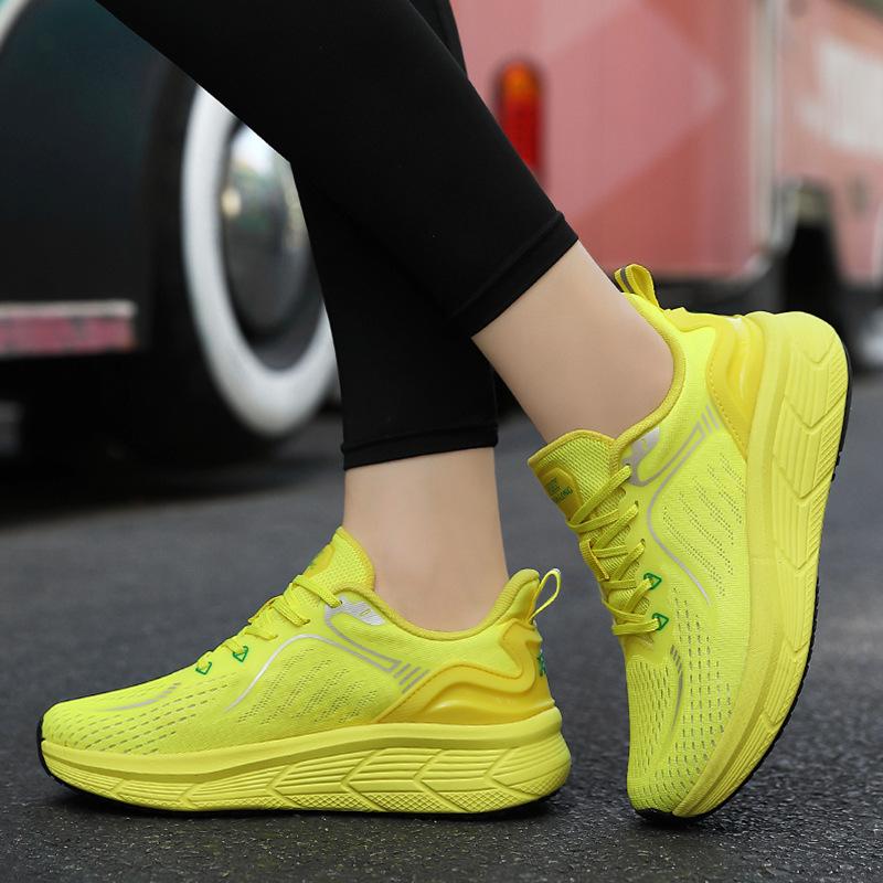 New outdoor sports shoes cushioning rebound breathable lightweight mesh marathon ******** rope ******** running shoes