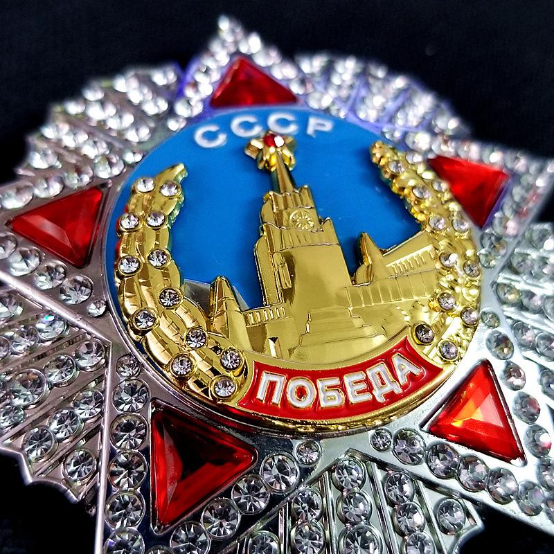 Metal material medal, badge, diameter 7.3 centimeters, weight 56 grams