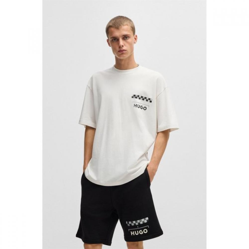 Hugo Oversized FiT Racing PrinT CoTTon T shirT naTural L