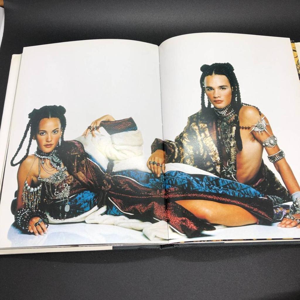 [USED] Jean Paul Gaultier GAULTIER Photobook The Magician of Fashion German
