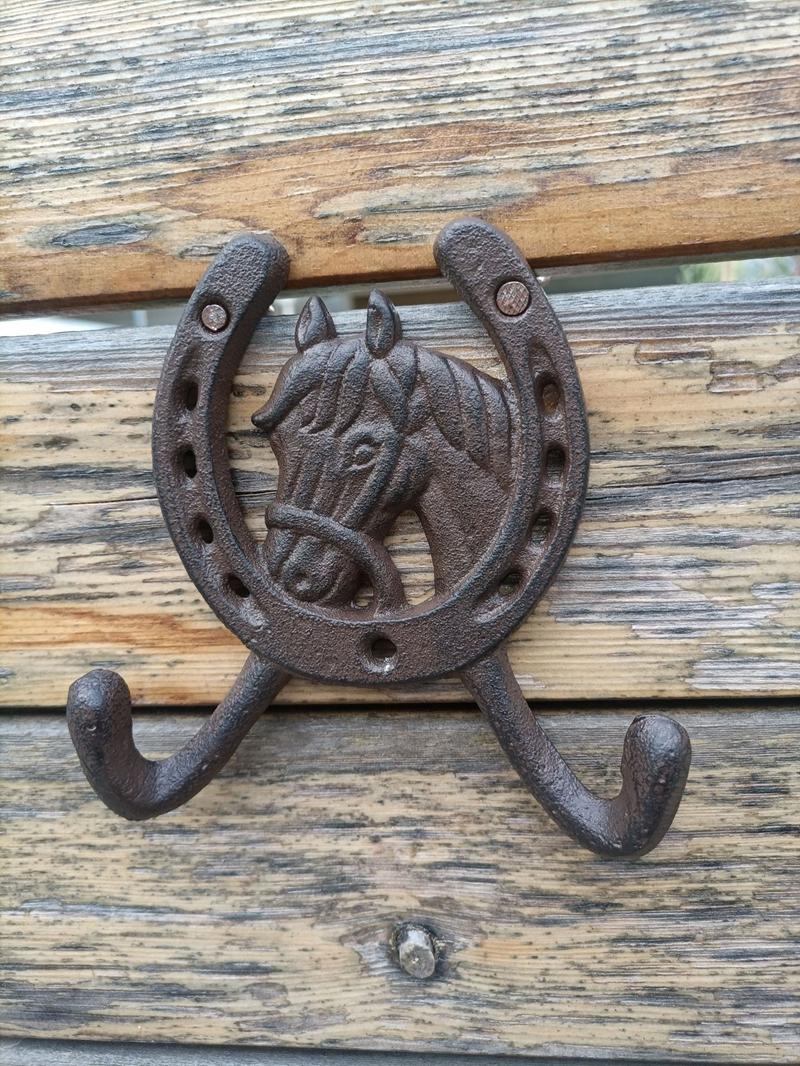 Free shipping promotion American country cast iron horse head decorative wall hook homestay coat hook key hook garden groceries
