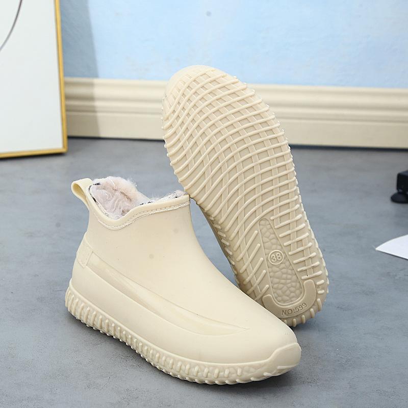 Fashion Rain Shoes Women's Fashion Adult Short Rain Boots Wear Non-slip Water Shoes Velvet Cotton Kitchen Short Rubber Shoes Low Tube