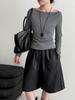 Lu Xi Retro High-Intellect Boat Neck Slim Fit Long Sleeve Top for Women - Autumn Edition