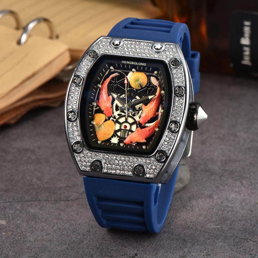 2025 Hengbolong Diamond Quartz Watch Men's Fashion Koi Pattern Strap Calendar Silicone Watch Strap
