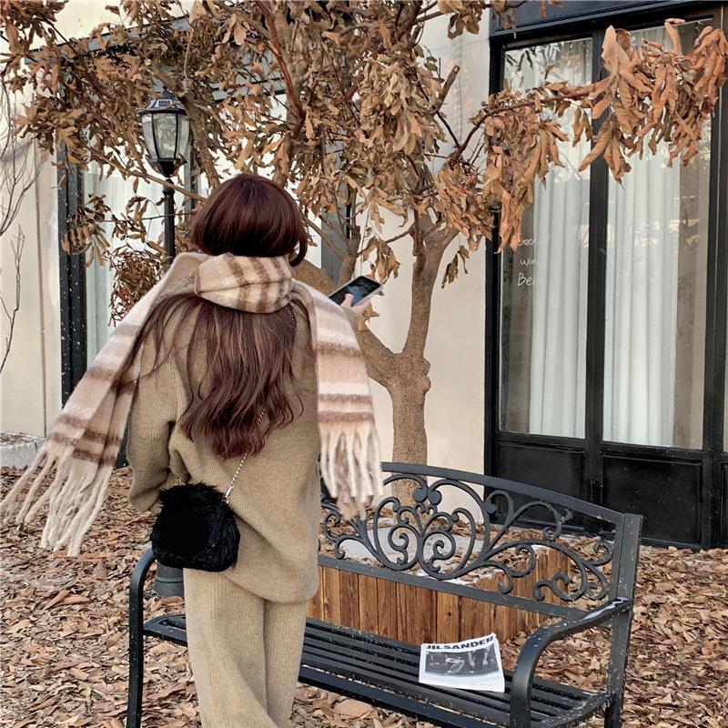 Zweiteiliges Set für Damen im Frühling, Herbst und Winter, lockerer und schlanker Strickanzug mit V-Ausschnitt, lockerem Pullover + Hose mit hoher Taille und weitem Bein