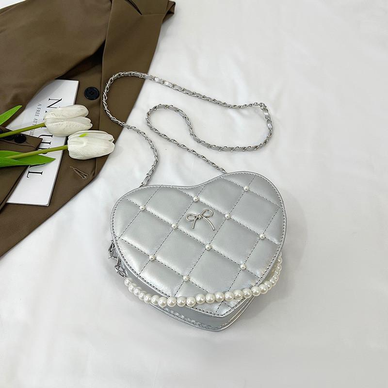 Pearl Heartshaped Shoulder Bag With Zipper Closure For Office And Outings
