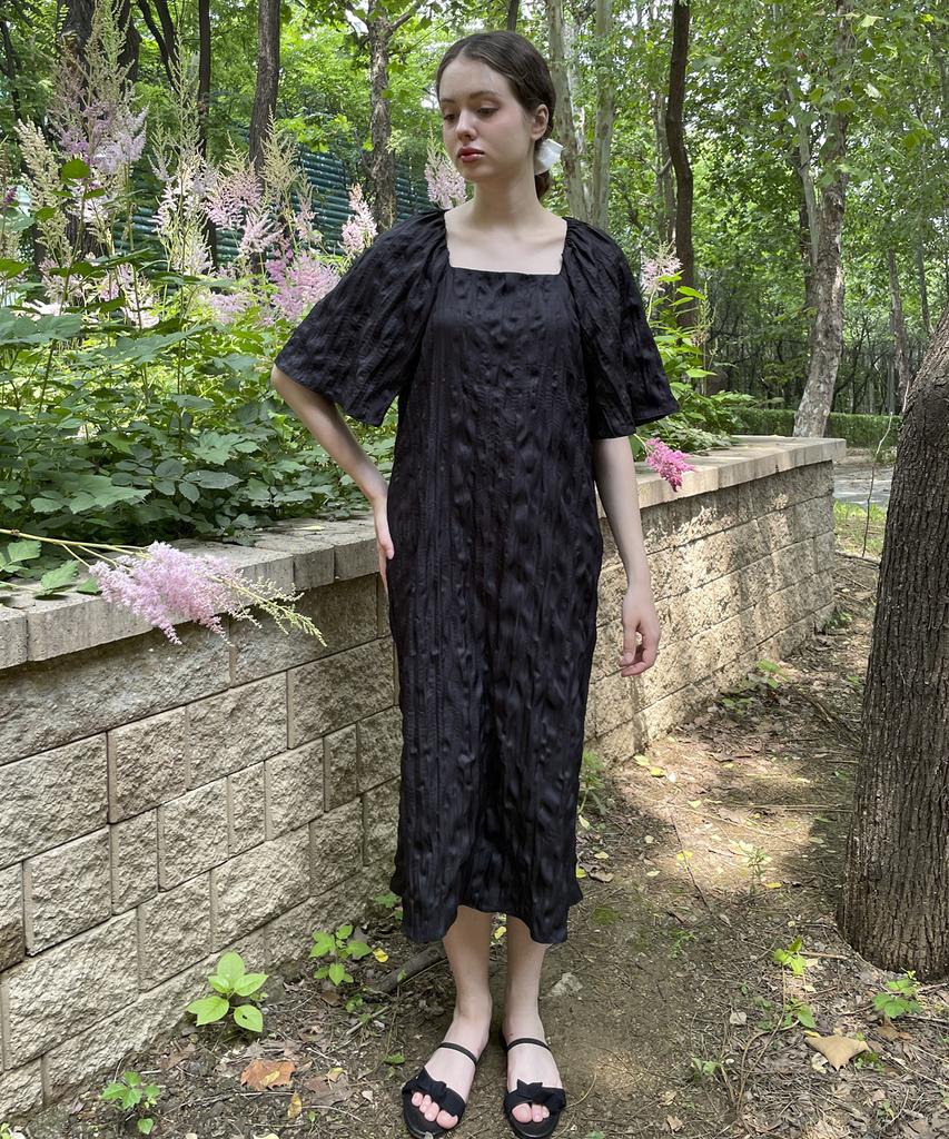 Tina Blossom 25Ss Black Pleated Daily Maisie Dress By Tina Blossom