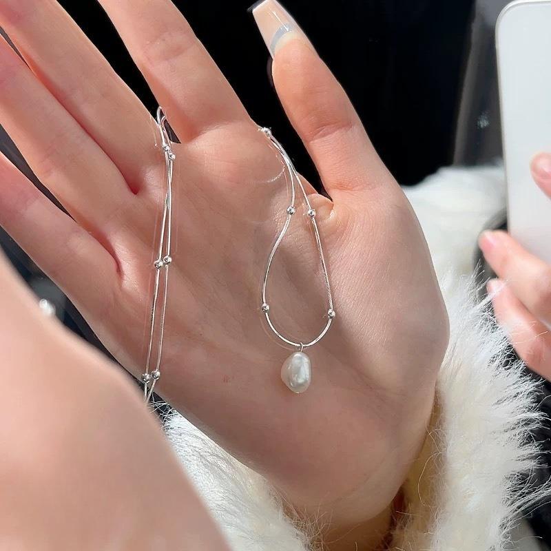 

Necklace Woman Luxury Niche Sweet Collar Chain Woman High-end Sweater Chain Accessory Pendant