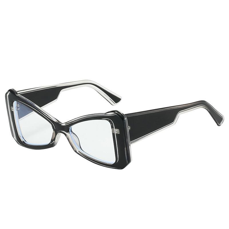 New European and American style cat eye square sunglasses niche design feeling Spice girl style daily street eye-catching fashion sunglasses