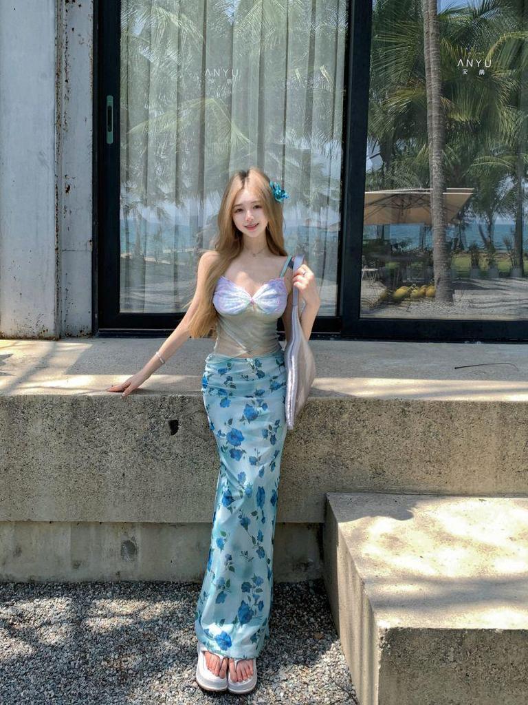 Mesh Patchwork Pure Desire 2025: Women's High-Waisted Floral Slimming Long Skirt for Summer Vacation Style
