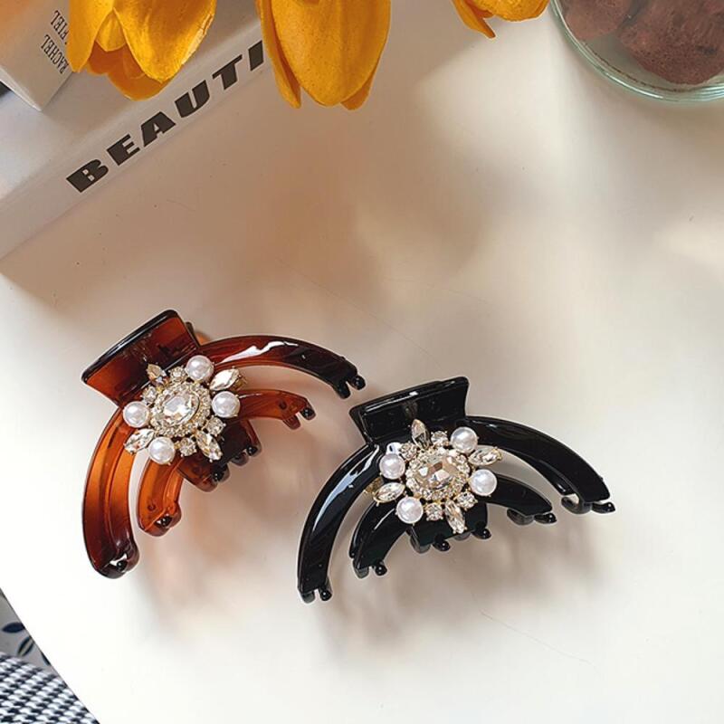 Women s Modern Luxury Cubic Half-Bundle Hair Clip A29649_Brown