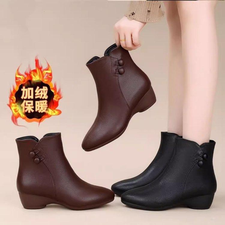 Autumn wear soft leather small short boots New winter velvet warm thickened medium single boots