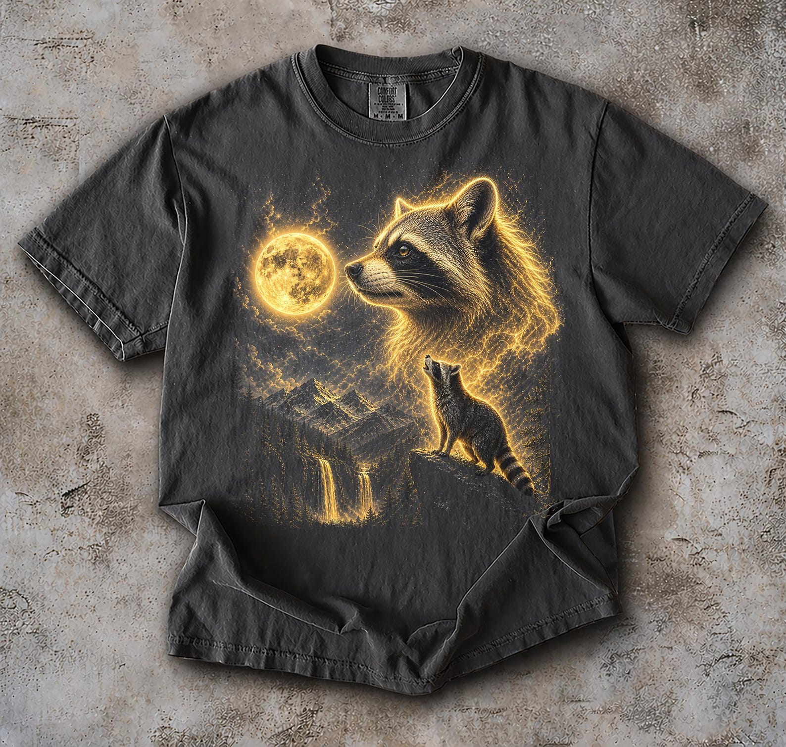 Raccoon Howling Moon T-Shirt, Vintage Trash Panda Graphic Tee, Retro Wildlife Shirt 4XL