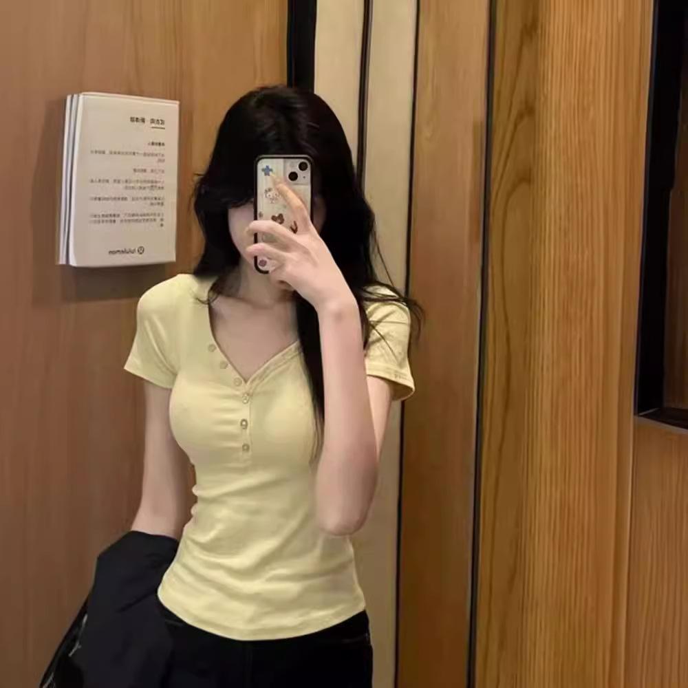 American retro shoulder V-neck leaking collarbone short-sleeved T-shirt women's summer slim-fit short waist pinch design hot girl top